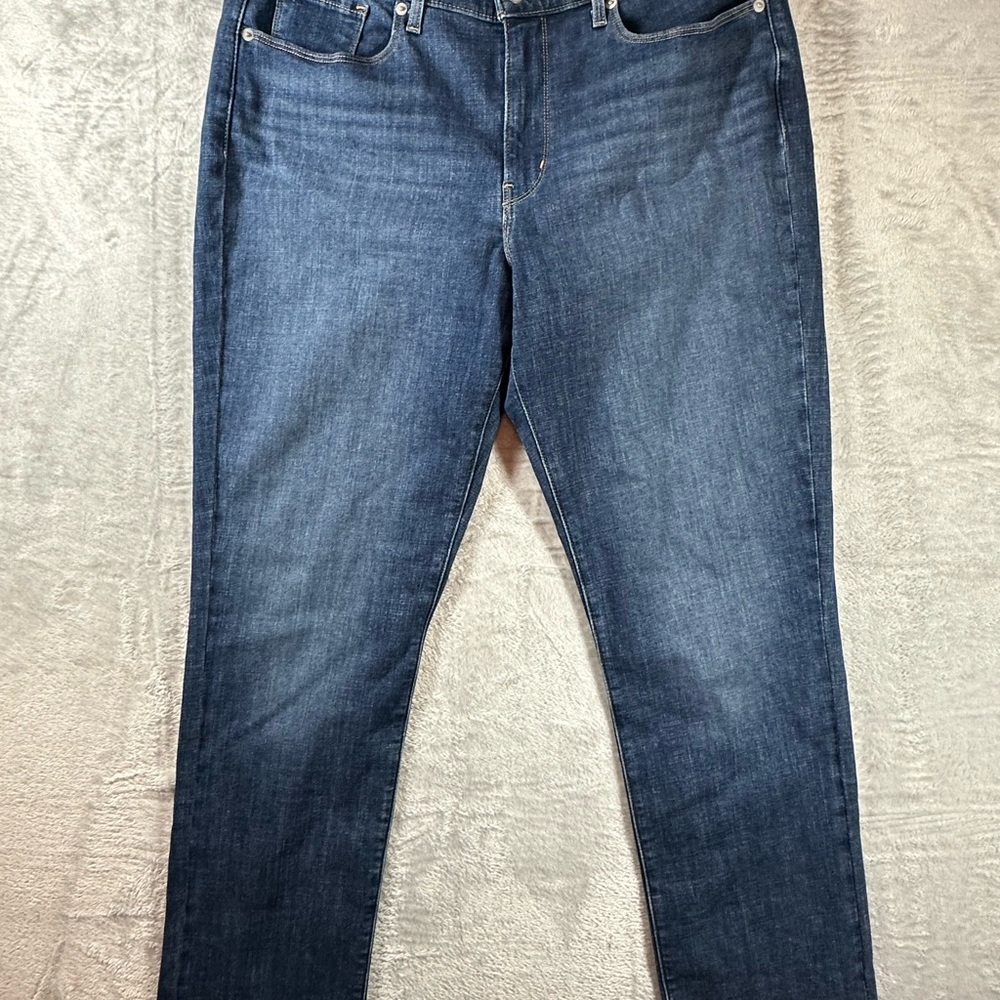 Levi Strauss & Co Womens Classic Straight Dark Wash Jeans Size 14L W32 L32